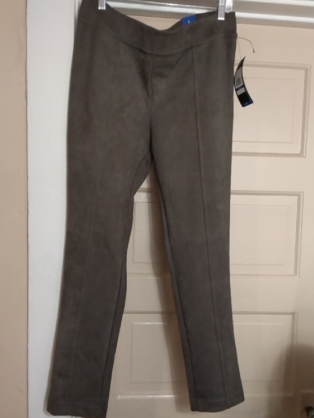 Chic Olive Suede-Look Slim Pants